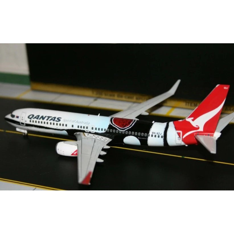 1/200 B737800w QANTAS Mendoowoorji