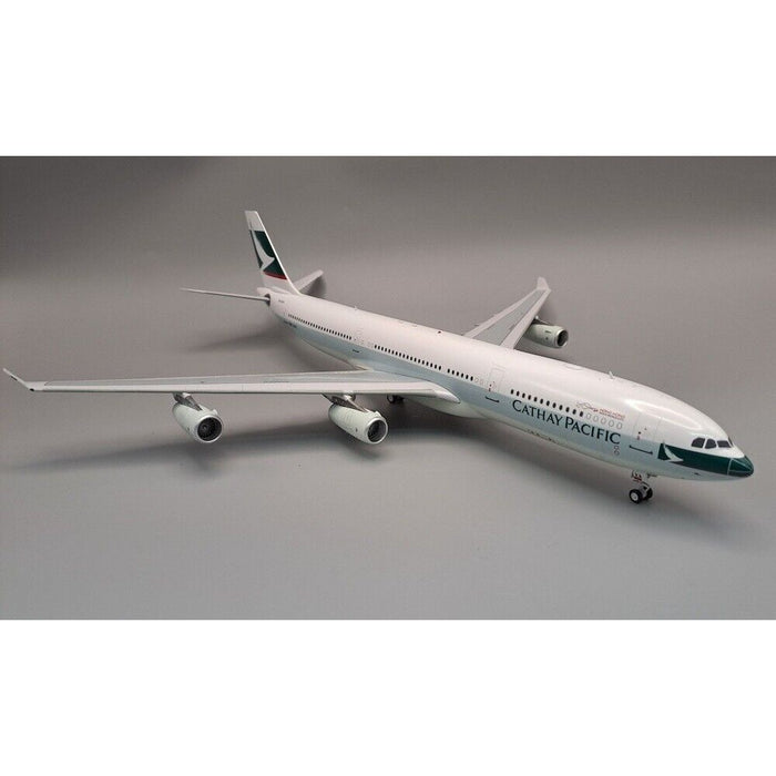 1/200 Cathay Pacific Airbus A340-300 B-HXA