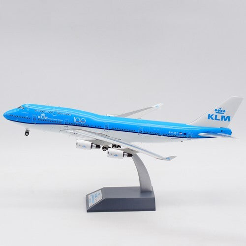 1/200 KLM B747400  PHBFT   Farewell Flight 29/03/2020   with Stand and Collectors Coin