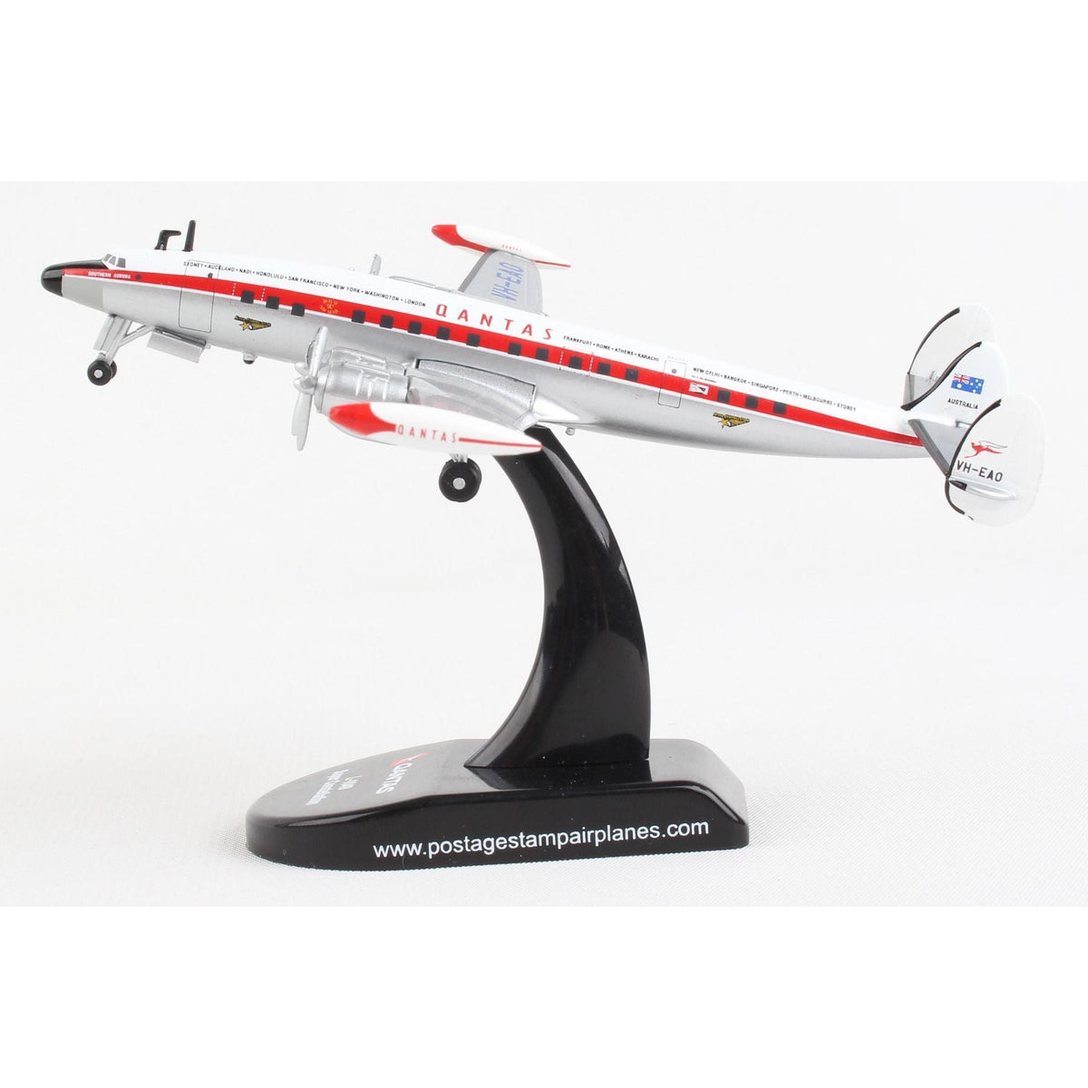 1/300 QANTAS Constellation L-1049 VH-EAO