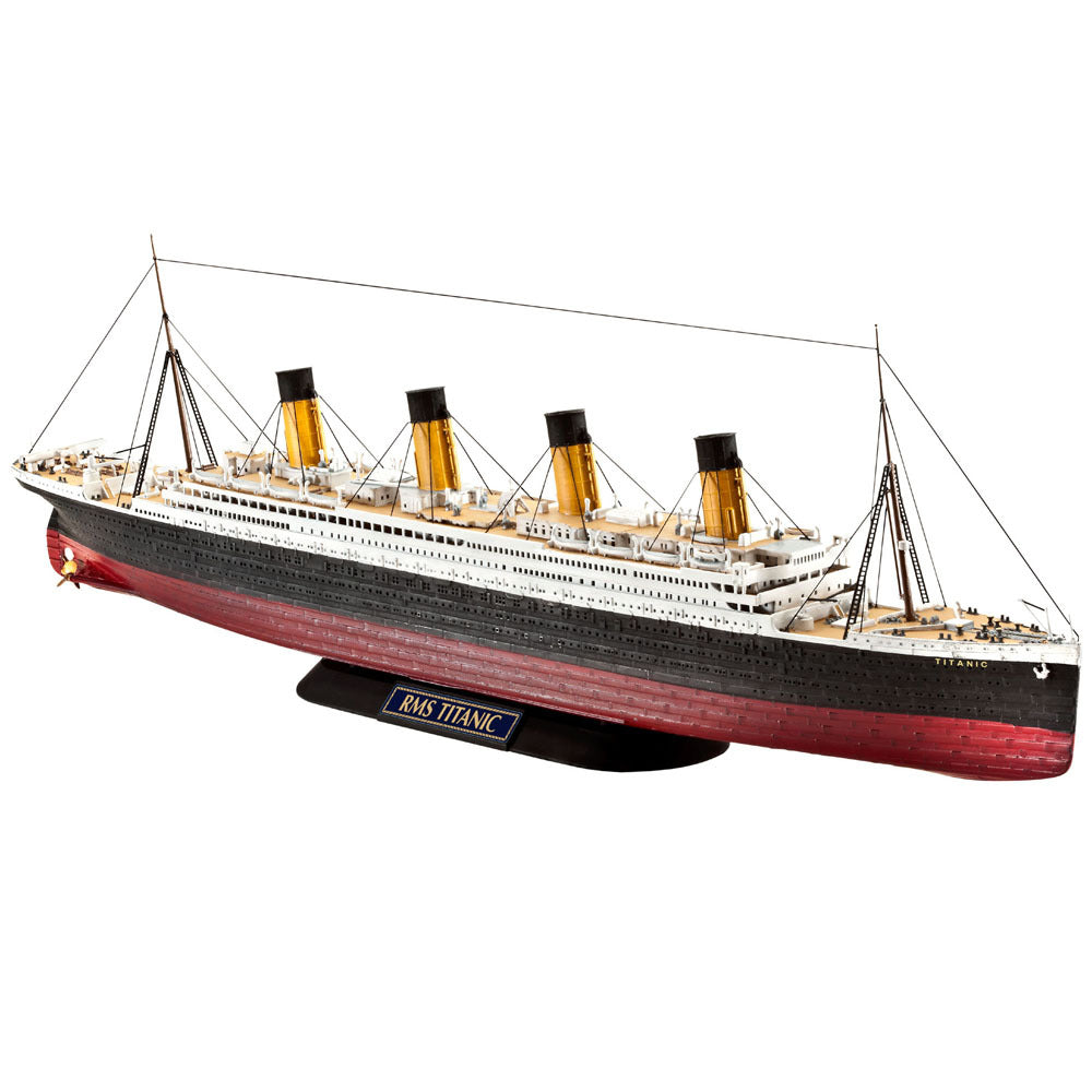 Revell - 1/700 RMS Titanic