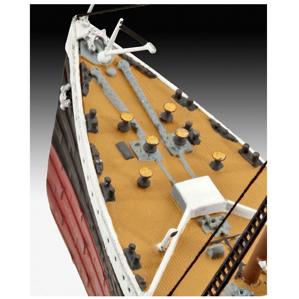 Revell - 1/700 RMS Titanic