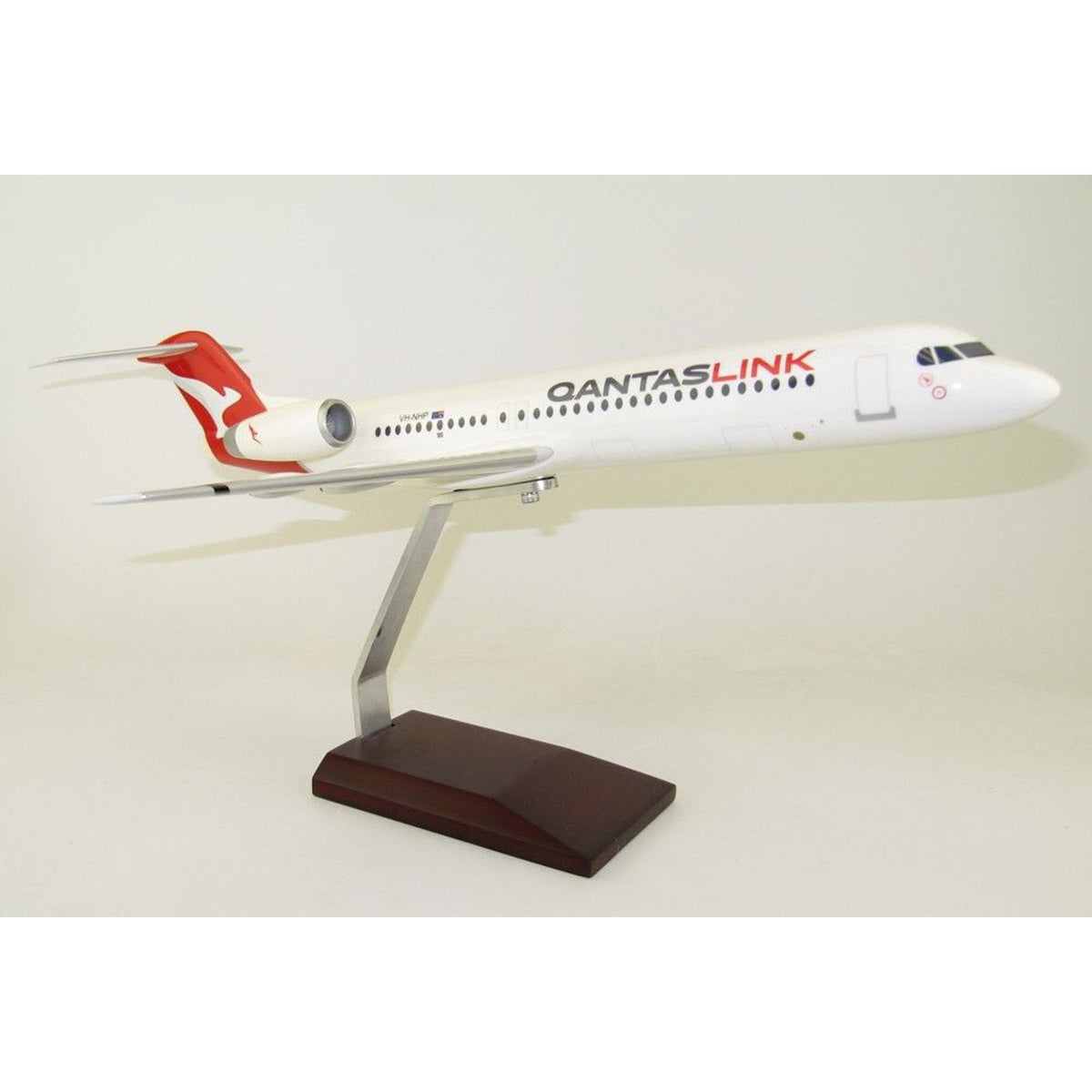 1/72 QantasLink Fokker 100 (New Livery)