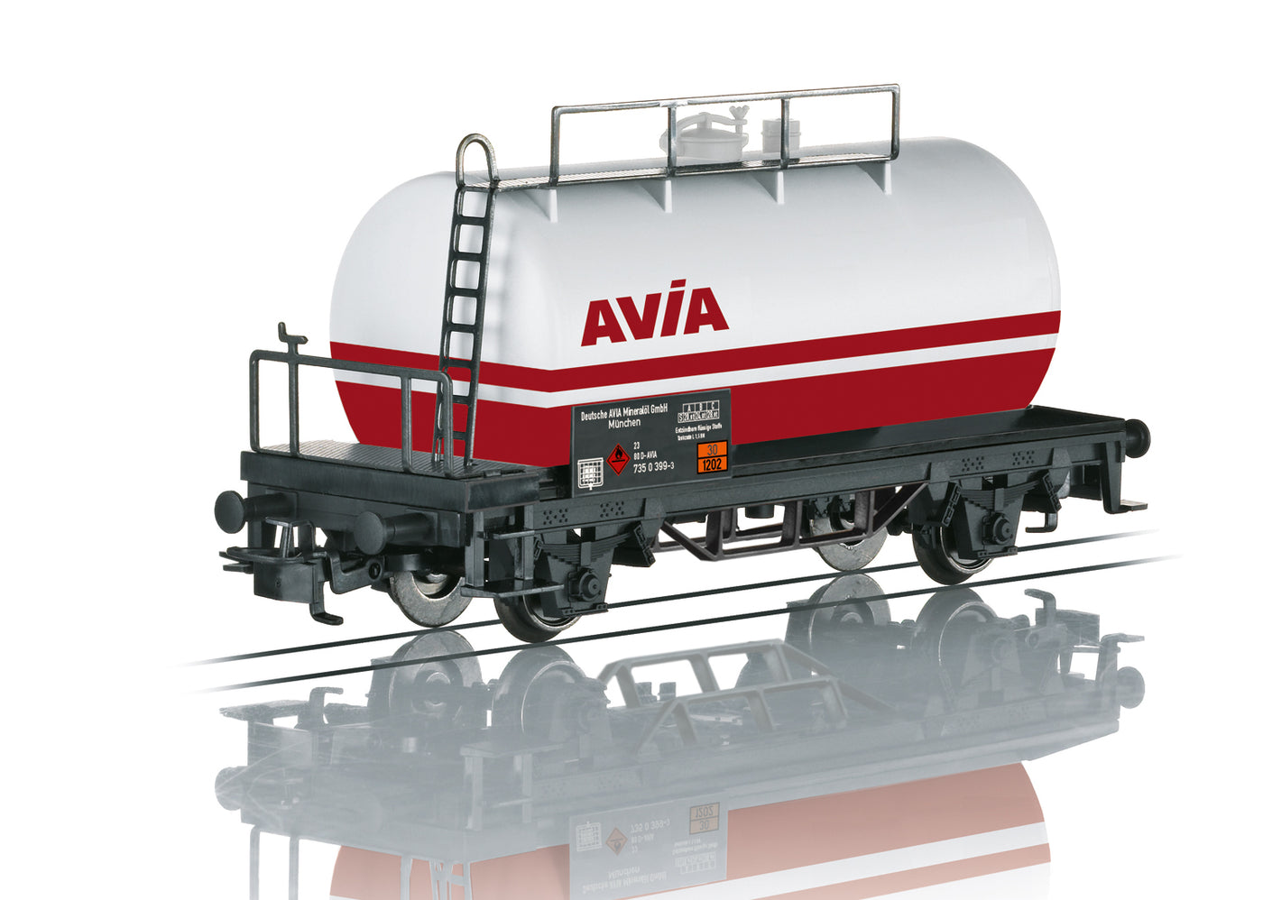 44404 HO Avia Mineral Oil Tank Car