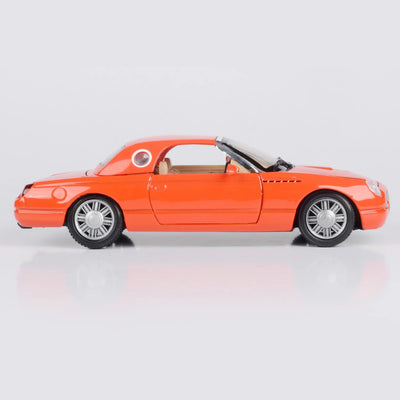1/24 2002 Ford Thunderbird Hard Top Die Another Day James Bond