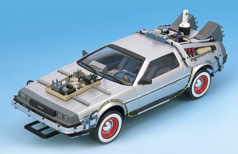 1/24 BACK TO THE FUTURE DELOREAN from PART III and RAILROAD Ver.