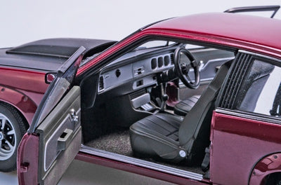 Biante - 1:18 Holden LX Torana Hatchback (Madeira Red)