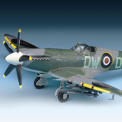 12484 1/72 Spitfire Mk.XIVc Plastic Model Kit
