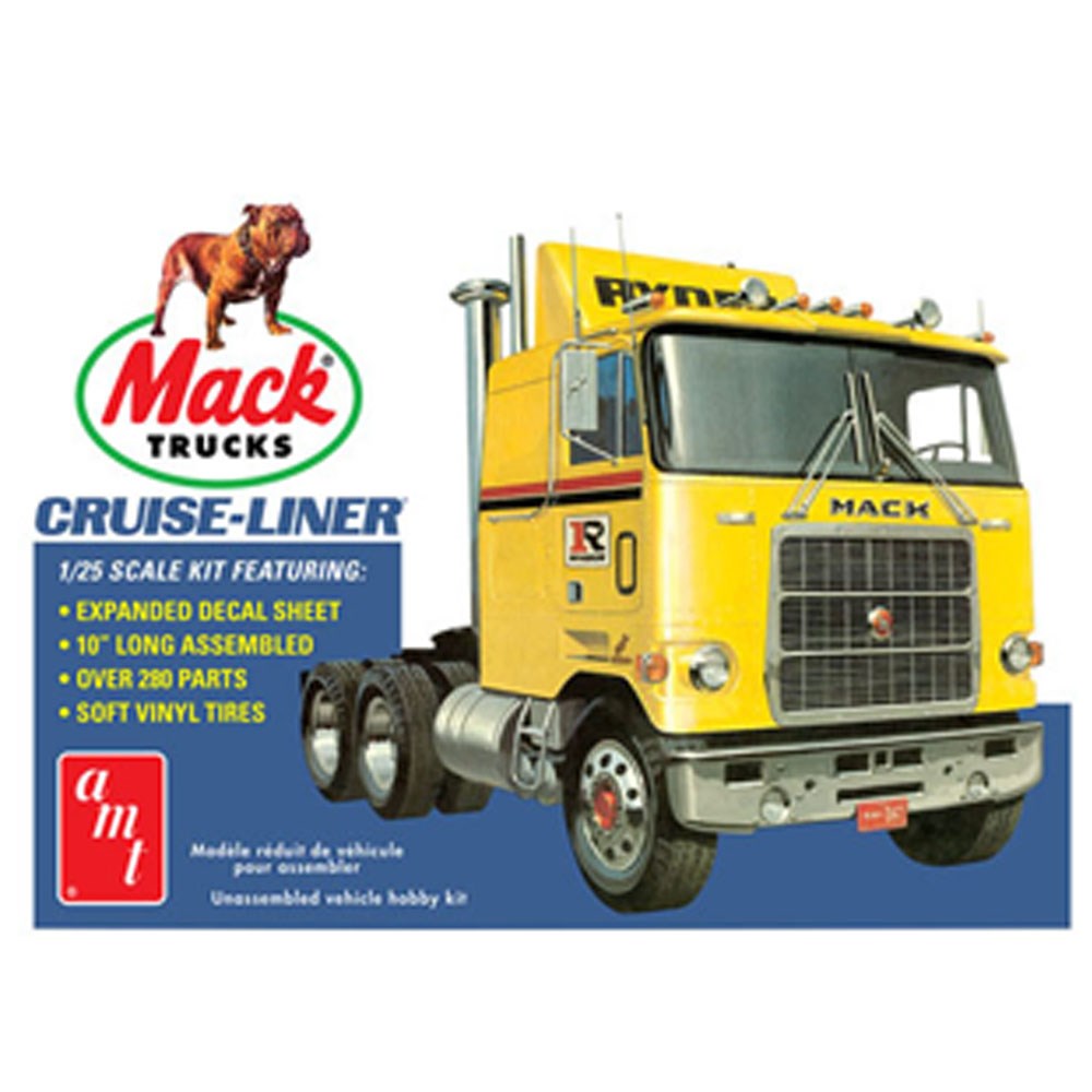1062 1/25 Mack CruiseLiner Semi Tractor Plastic Model Kit
