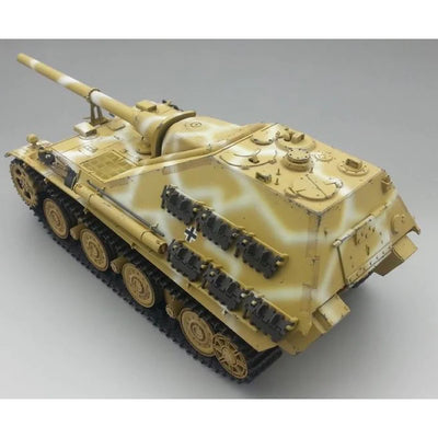 35A011 1/35 Jagdpanther II Plastic Model Kit