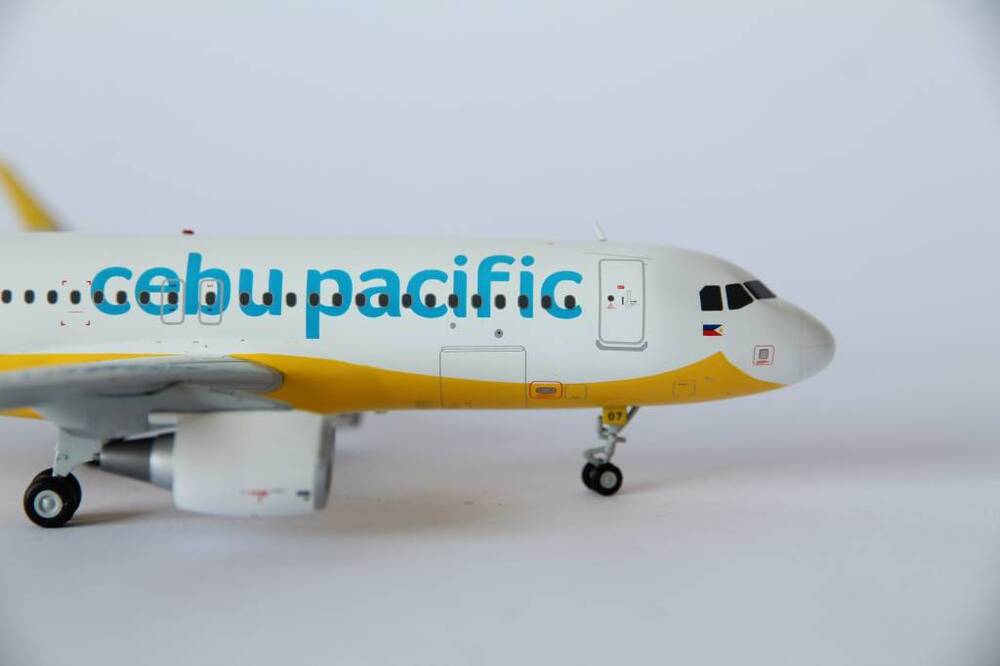 1/200 A320200SCebu Pacific New