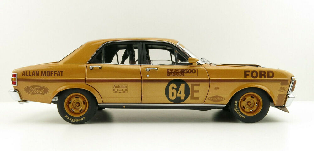 1/18 Ford XW Falcon Phase II GTHO 1970 Bathurst Winner 50th Anniversary Gold Livery   Commemorative