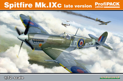 70121 1/72 Spitfire Mk.IXc late version Plastic Model Kit
