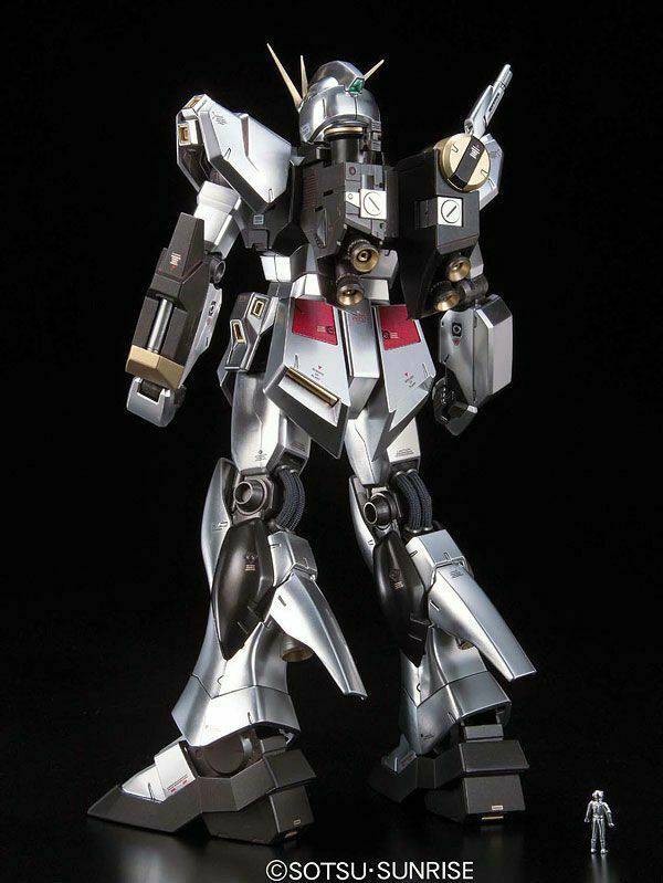 Bandai - 1/100 MG Nu Gundam Metallic Coat Ver.