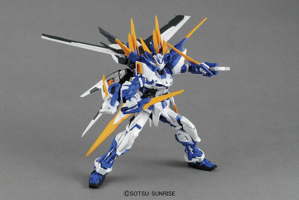 Bandai - MG 1/100 GUNDAM ASTRAY BLUE FLAME D