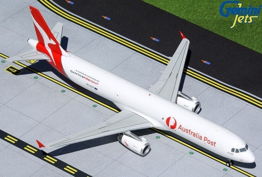 1/200 Qantas Freight A321P2F iAustralia Posti titles  VHULD