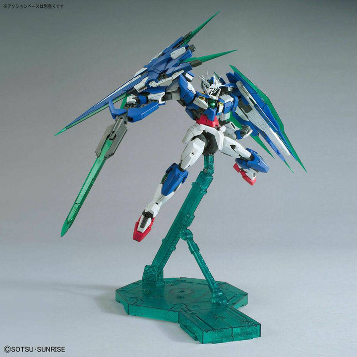Bandai - MG 1/100 00 QAN[T] FULL SABER