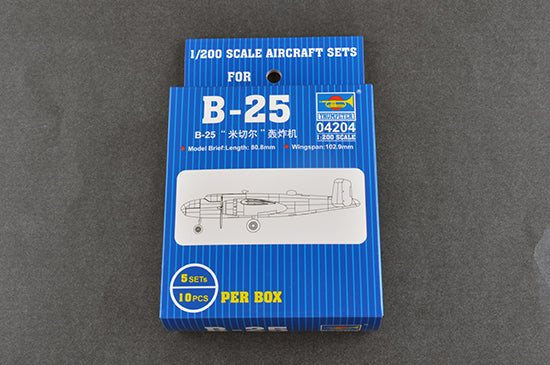 04204 1/200 B25 Plastic Model Kit