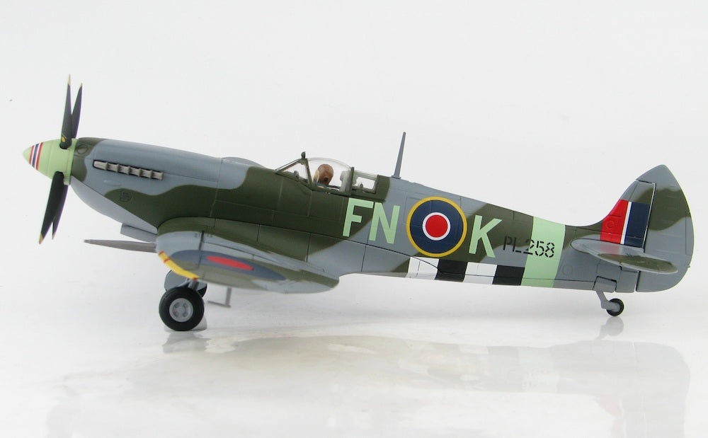 1/48 Spitfire Mk.IX PL258 331 Norwegian Squadron under restoration by the Norwegian Spitfire Foundat