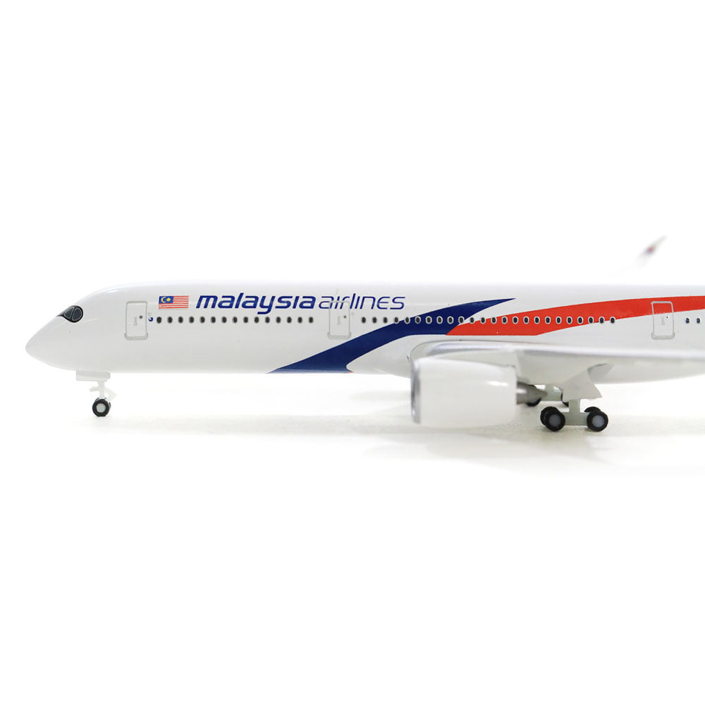 Herpa - 1/500 Malaysia Airlines Airbus A350-900