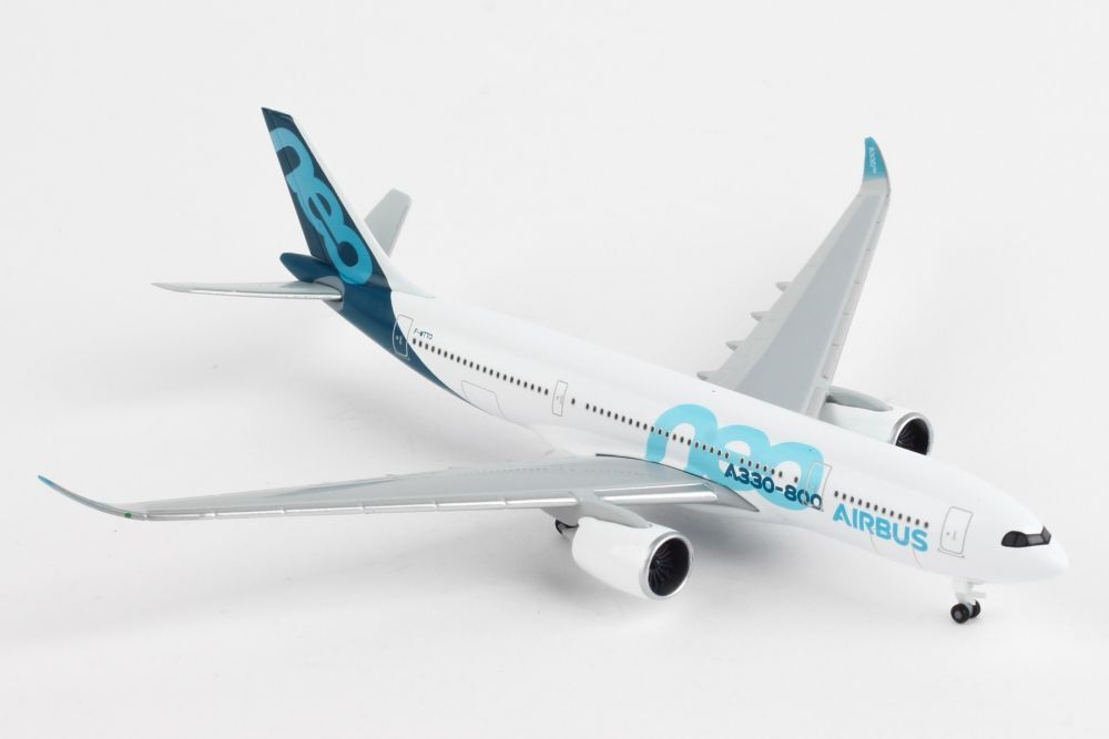 1/500 Airbus A330800 neo