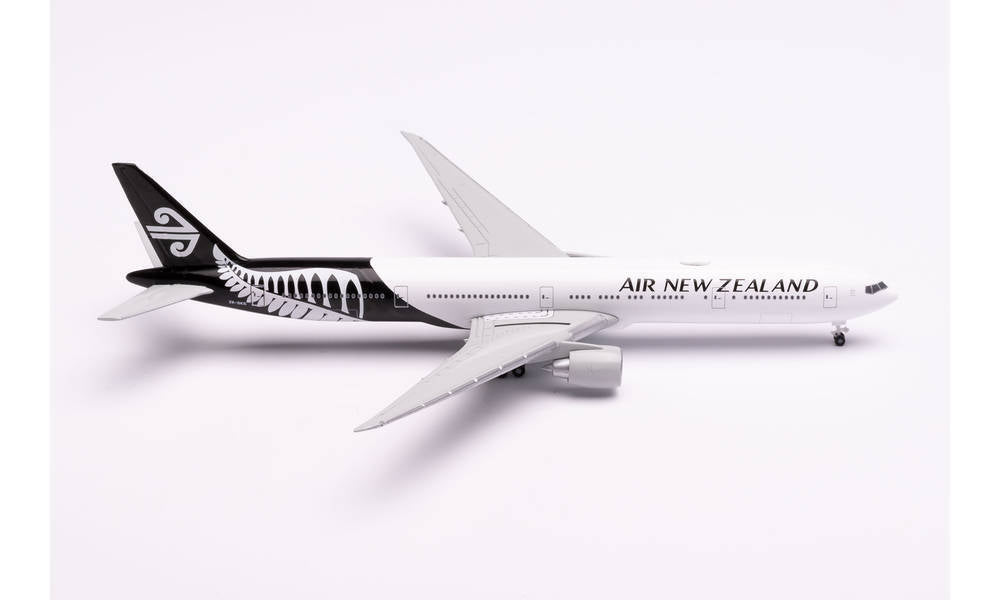 1/500 Air New Zealand Boeing 777300ER