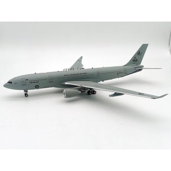 1/200 Royal Australian Air Force Airbus KC30A A330203MRTT A39002 with Stand