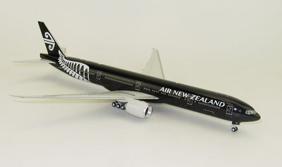 1/200 B777300ER Air New Zealand