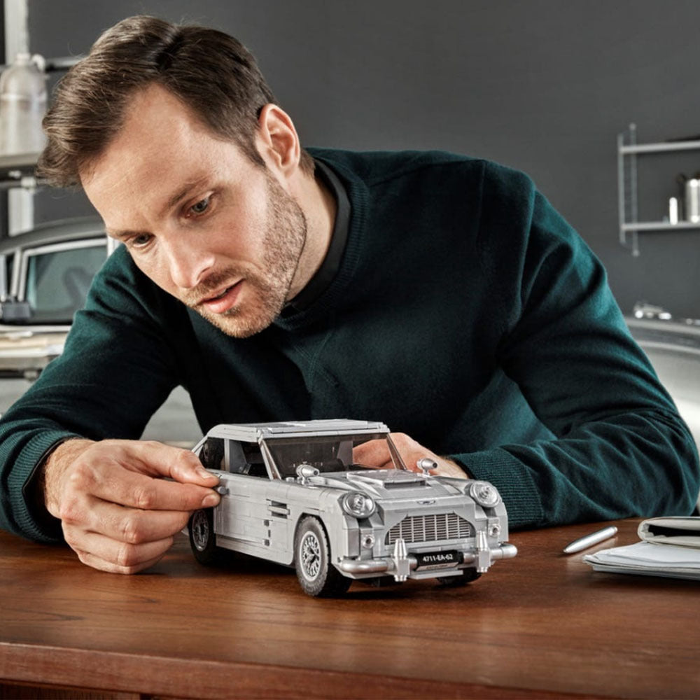 Creator Expert James Bond Aston Martin DB5 10262