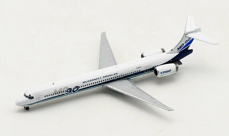 JC Wings - 1/400 McDonnell Douglas MD-90  N901DC