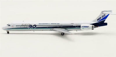 JC Wings - 1/400 McDonnell Douglas MD-90  N901DC