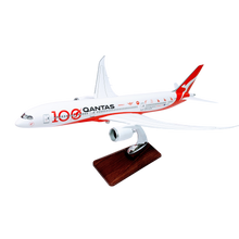 1/150 Qantas B7879 100th Anniversary