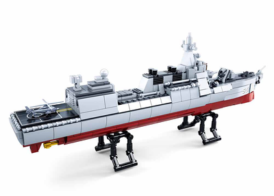1450 617pc Model Bricks Destroyer