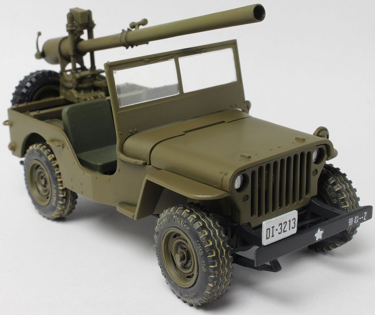 882 1/25 Godzilla Army Jeep Plastic Model Kit