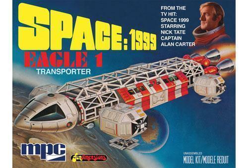 913 1/72 Space 1999 14   Eagle Transporter Plastic Model Kit