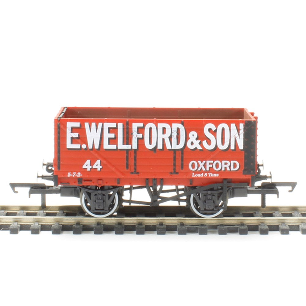 1/76 44 E Welford and Son 7 Plank Mine Wagon