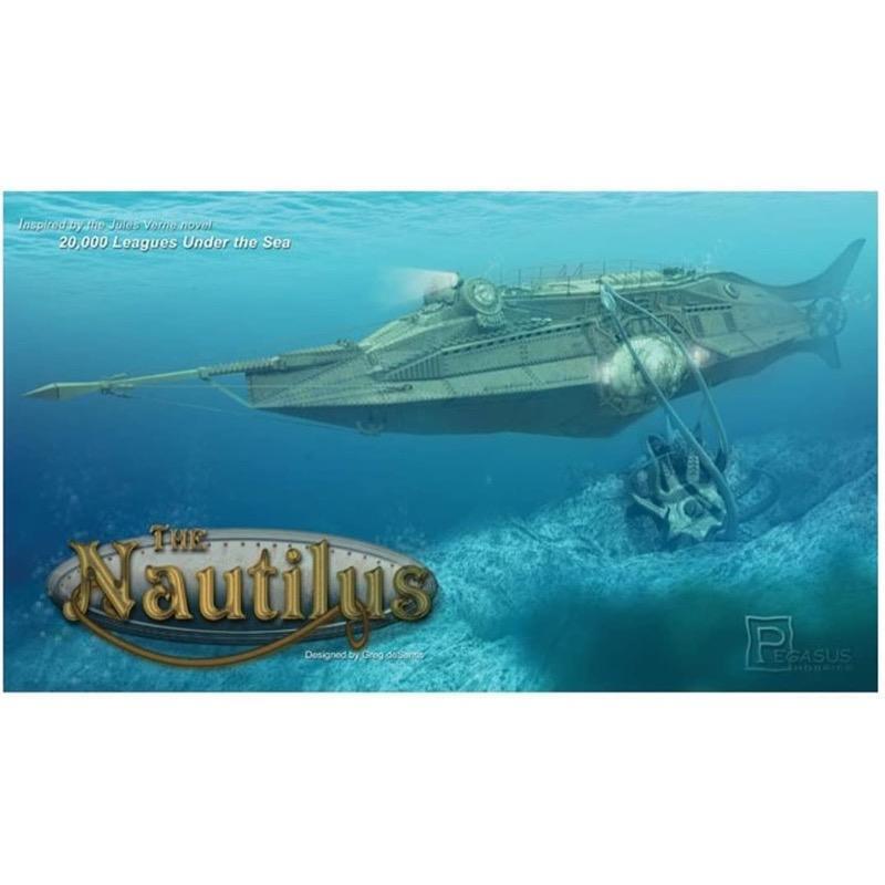 9120 1/144 Nautilus and squid