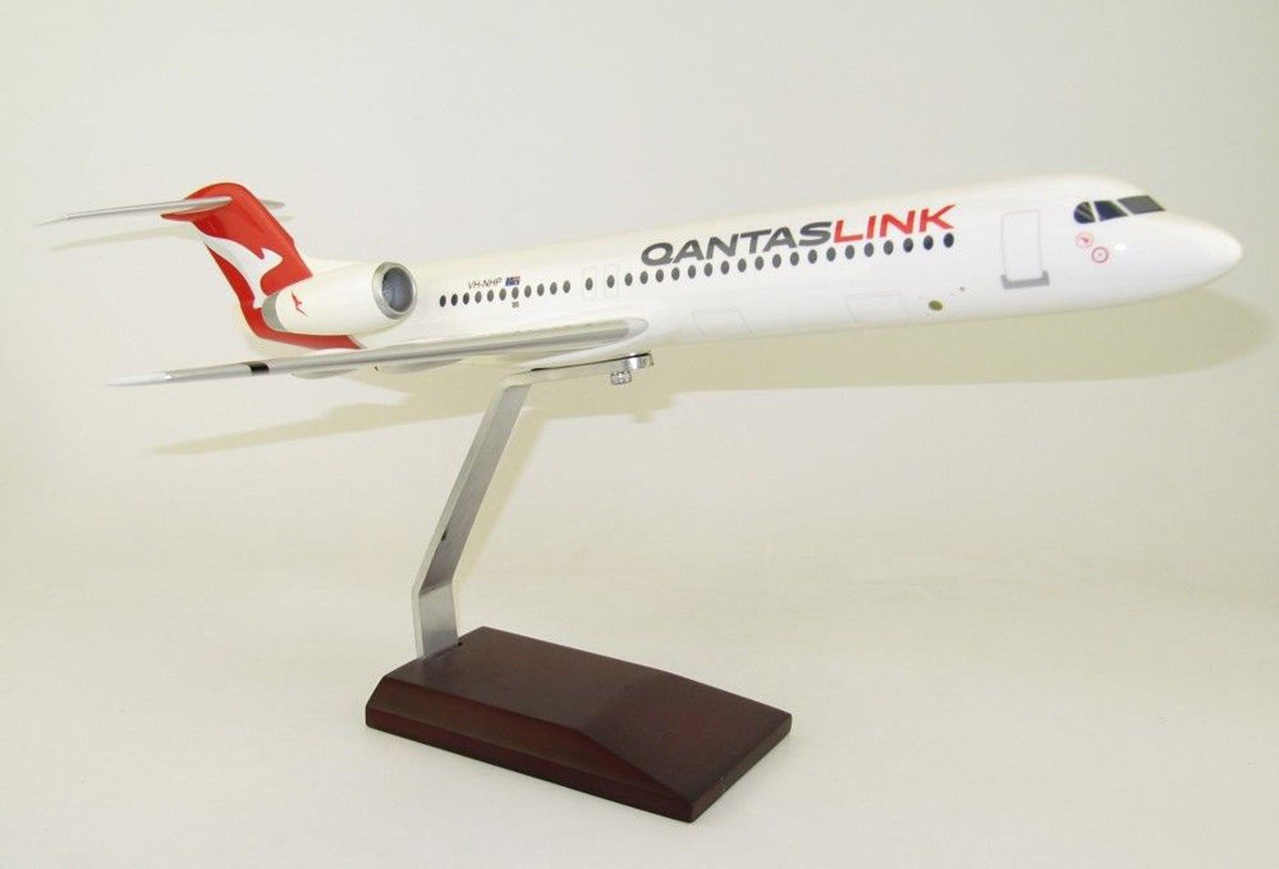 1/72 QantasLink Fokker 100 (New Livery)