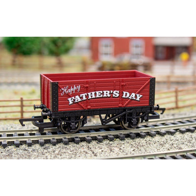 Fathers Day Plank Wagon