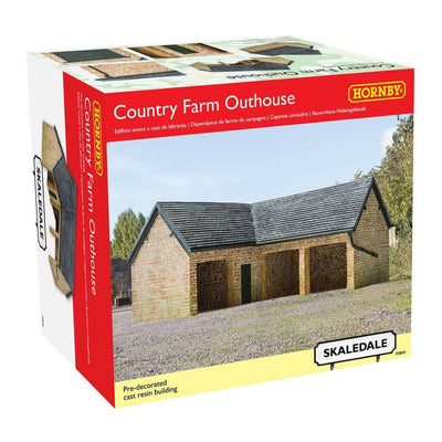 OO Country Farm Outhouse