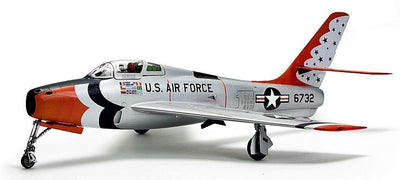 1/48 Republic F84F Thunderstreak Thunderbirds