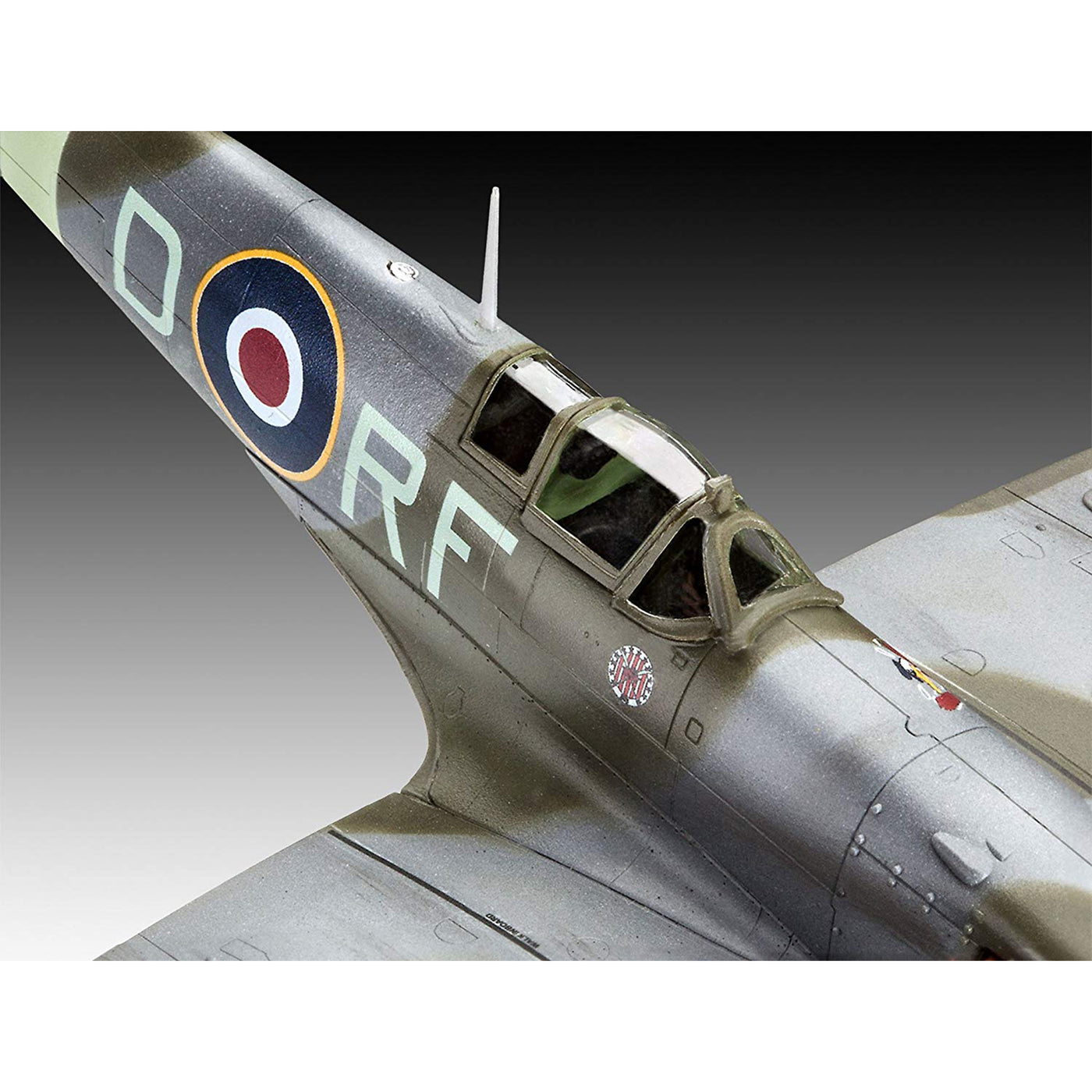 Revell - 1/72 Supermarine Spitfire Mk.Vb  Model Set