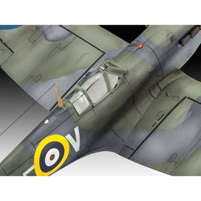 Revell - 1/72 Supermarine Spitfire Mk. IIa  Model Set