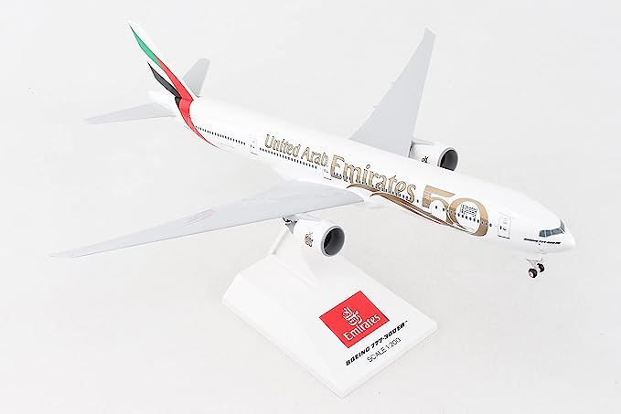 1/200 Emirates 777300ER W/GEAR