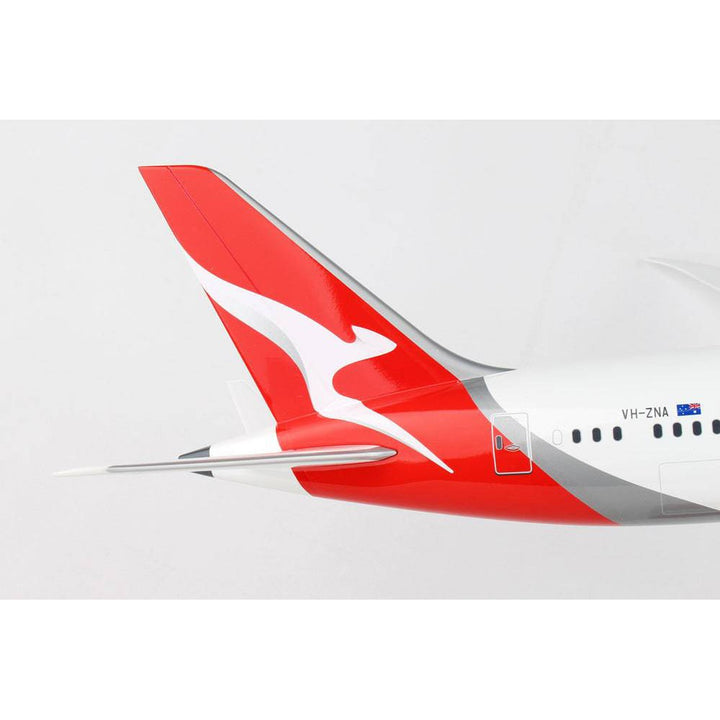 Skymarks - 1/100 QANTAS B787-9 with Landing Gear and Wooden Stand