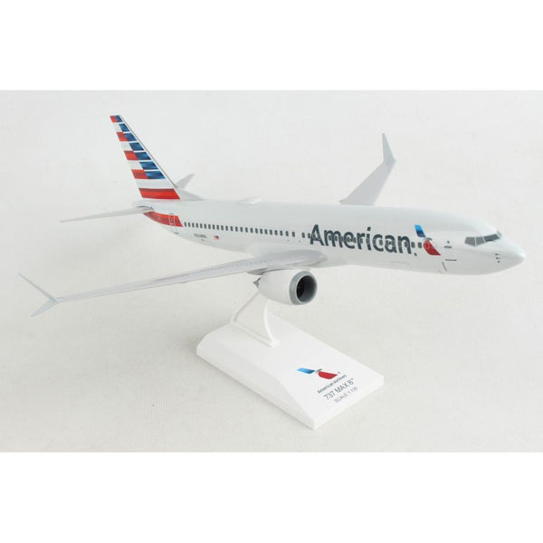SKYMARKS AMERICAN 737MAX8 1/130 W/WIFI DOME