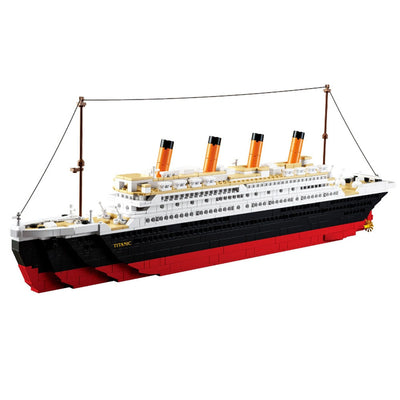 Sluban - 1012pc Model Bricks Titanic (Large)