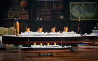 1400 RMS Titanic Gift Set