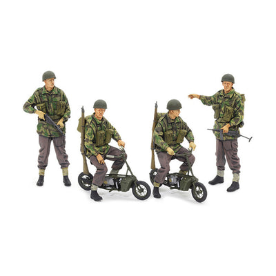 1/35 British Paratroopers w/ Small  Motorcycle