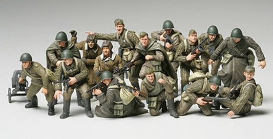 1/48 WWII Russian Infantry and Tank Crew